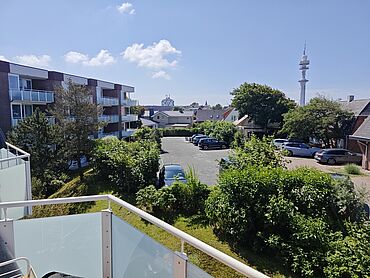 D26-03-013: Kampstraße 3-5
							25980 Sylt