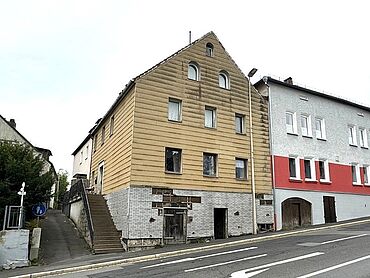 I26-16-006: Marktredwitzer Straße 9
		95659 Arzberg