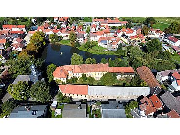 S26-04-093: Ortsstraße 1
							07806 Lausnitz bei Neustadt an der Orla