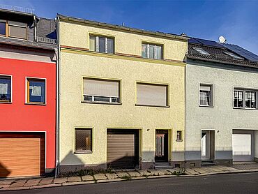 S26-04-032: Talstraße 47
							08393 Meerane
