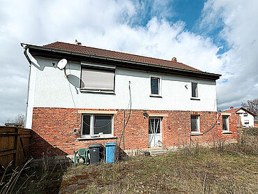 P26-02-010: Bellstedter Straße 4
							99713 Rockstedt