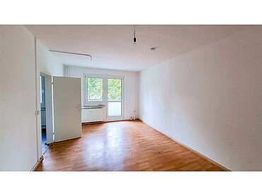 S26-04-060: Gnetscher Straße 14 - 17
							06369 Südliches Anhalt
