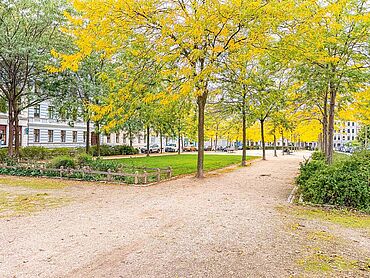 S26-04-017: Hospitalstraße 22
							02826 Görlitz