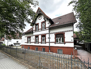 P26-02-026: Brieseallee 38
							16547 Birkenwerder