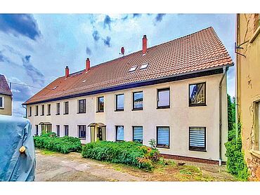 S26-04-052: Dorfstraße 10 a, 10 b
							04552 Borna