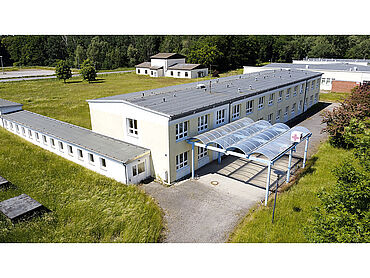D24-04-015: Lützowstraße 1
							17153 Stavenhagen