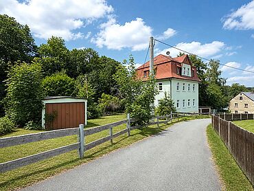 S26-03-059: Südstraße 7
							08648 Bad Brambach