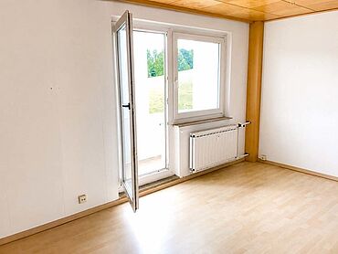 S26-03-047: Außenring 1
							08132 Mülsen