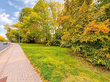 S26-04-002: Roßthaler Straße,
							01705 Freital
