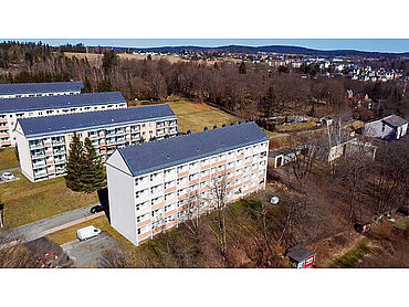 S25-04-091: Clara-Wieck-Ring 26
							08258 Markneukirchen