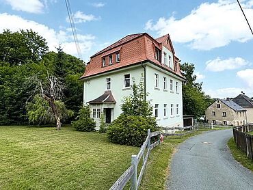 S26-03-059: Südstraße 7
		08648 Bad Brambach