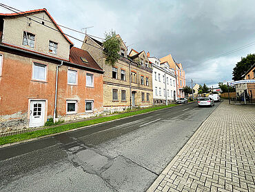 D21-03-035: Ernst-Thälmann-Straße 6
							06249 Mücheln (Geiseltal)