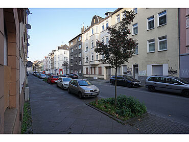 W19-04-004: Clausthaler Straße 5
							44145 Dortmund