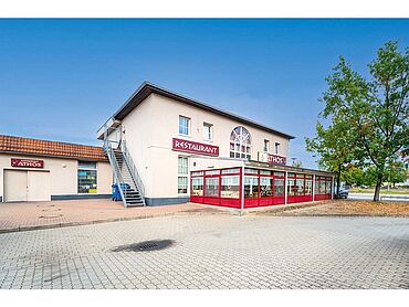 S26-04-013: Grünewaldring 1
							02977 Hoyerswerda