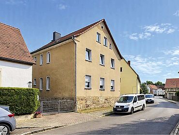 S26-04-072: Hauptstraße 4
							06711 Zeitz