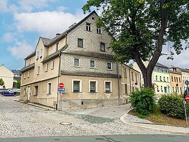 S26-02-109: Hohe Straße 15
	08626 Adorf/Vogtland