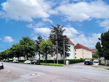 S26-03-097: Kindleber Straße 72 u. 74 sowie Karl-Liebknecht-Straße 17 u. 13
							99867 Gotha