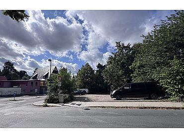 S26-04-007: Alte Meißner Landstraße / Merbitzer Straße, Flurstück 36
							01157 Dresden