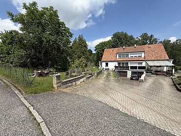 S26-04-019: Dr.-Külz-Straße 25b
							02788 Zittau