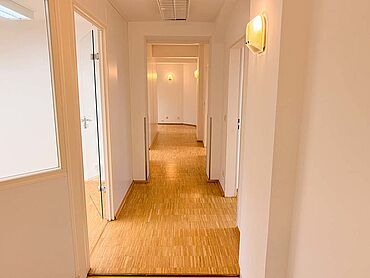 S26-03-003: Pohlandstraße 17
							01309 Dresden