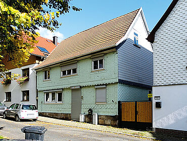 D26-03-030: An den Linden 9
		99331 Geratal