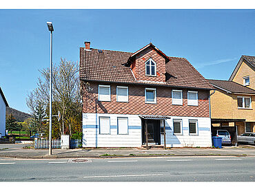 P19-02-009: Neue Straße 5
							37643 Negenborn